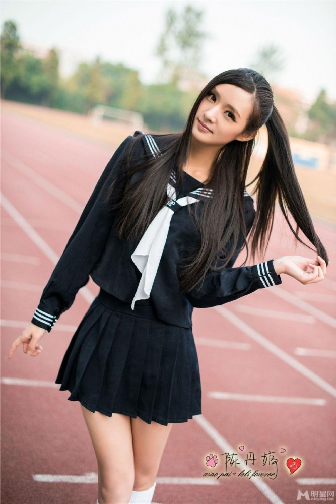 嫩模陈丹婷校园清纯甜美写真 扮演可爱迷人学生 嫩模陈丹婷校园清纯甜美写真 扮演可爱迷人学生