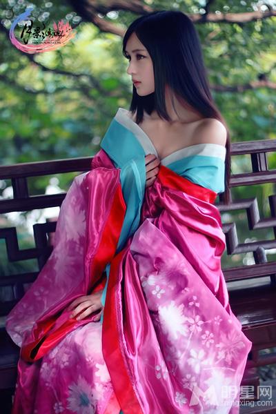 阮经天与福岛莉拉大尺度写真 半裸肉搏火辣拍广 阮经天与福岛莉拉大尺度写真 半裸肉搏火辣拍广