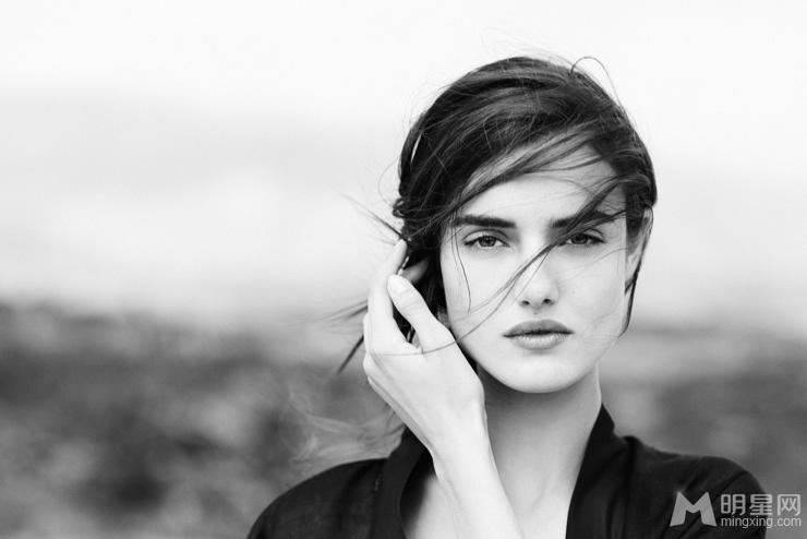 维秘超摸布兰卡-帕迪拉泳装写真 好肌肤好身材尽