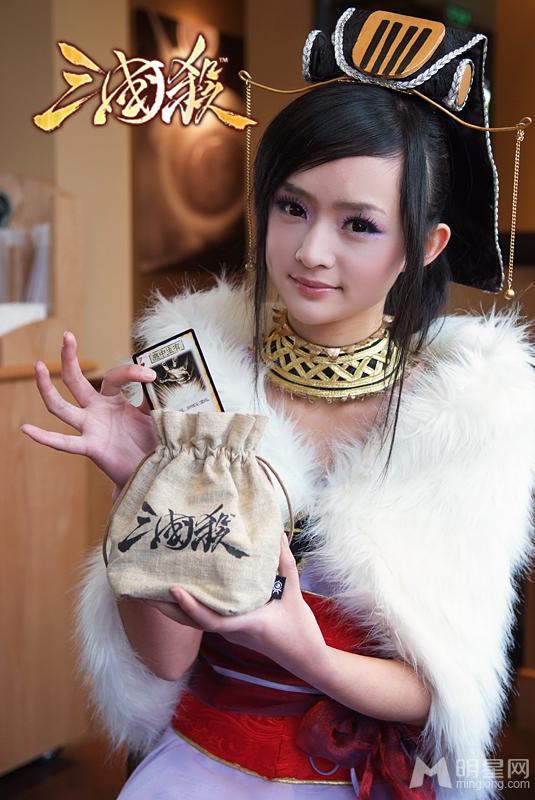 陈丹婷代言三国杀cosplay可爱甜美写真 演绎倾城甄 陈丹婷代言三国杀cosplay可爱甜美写真 演绎倾城甄