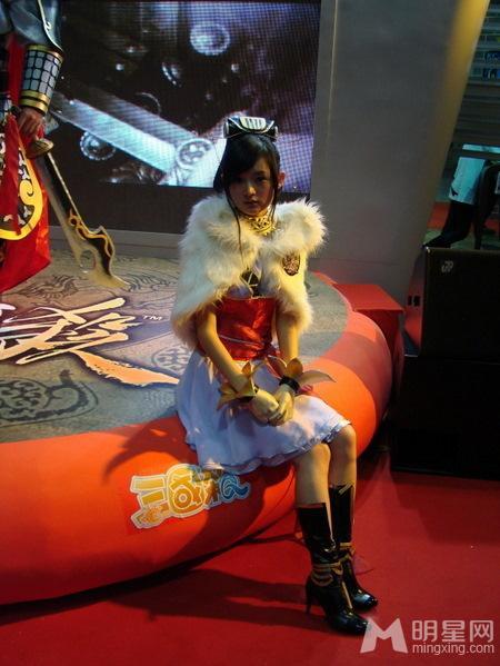 陈丹婷代言三国杀cosplay可爱甜美写真 演绎倾城甄 陈丹婷代言三国杀cosplay可爱甜美写真 演绎倾城甄