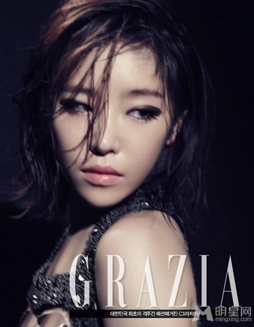 AKB48美胸女王小嶋阳菜美胸写真 酥胸外露大尺度