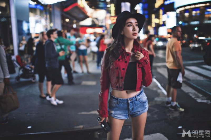 张歆艺林志玲女星全裸写真 为公益完美献身