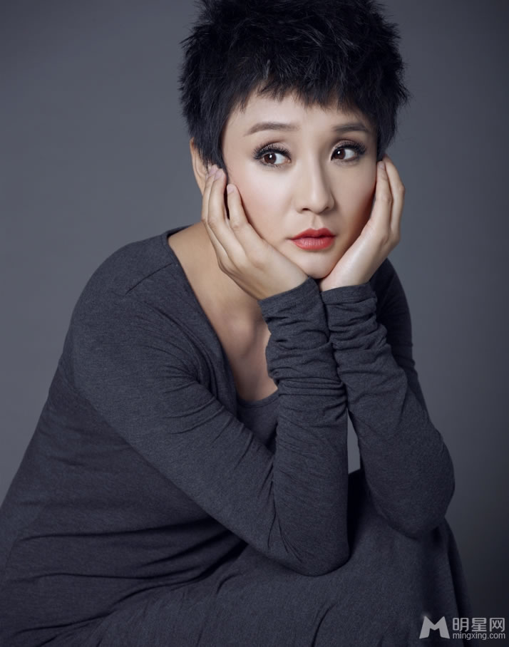 女星赵雅淇全新大片 魅惑红唇性感挑逗