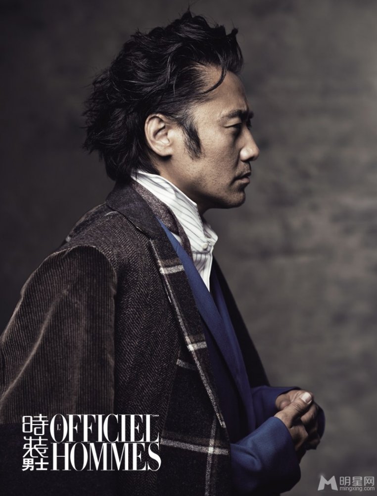 吴秀波时装男士封面大片 国民大叔帅气卖萌