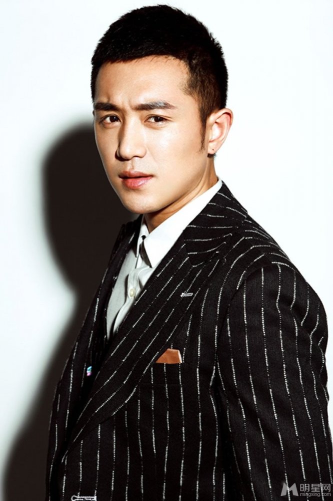 温柔男神贾乃亮曝俊朗写真 最美的时光演技获赞