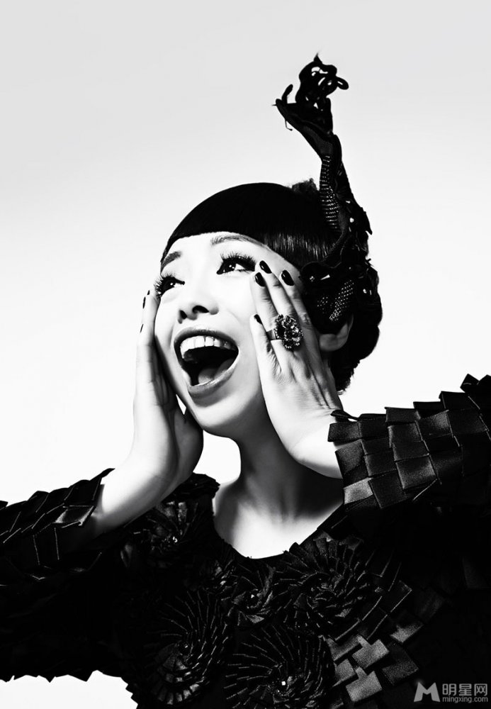 巩新亮写真照集合 微博发分手宣言疑与郎朗分手