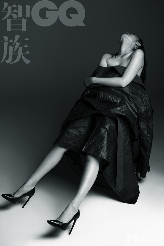 宋佳GQ全新性感大片 酥胸半露极致诱惑