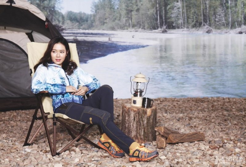 男媒婆徐熙颜时尚写真 酥胸半露性感霸气 男媒婆徐熙颜时尚写真 酥胸半露性感霸气