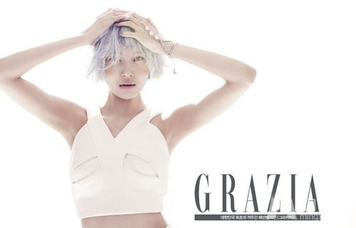 韩星朴基雄时尚写真 帅气型男尽显搞怪