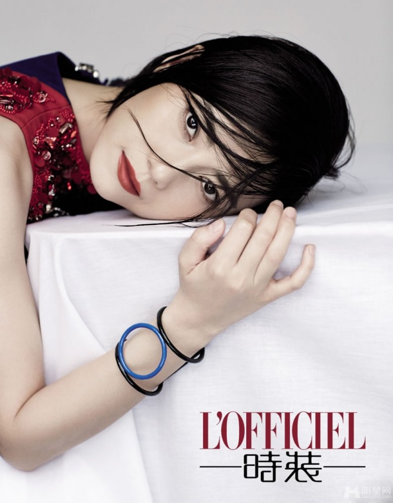 超模米兰达可儿全裸写真 大秀翘臀豪乳