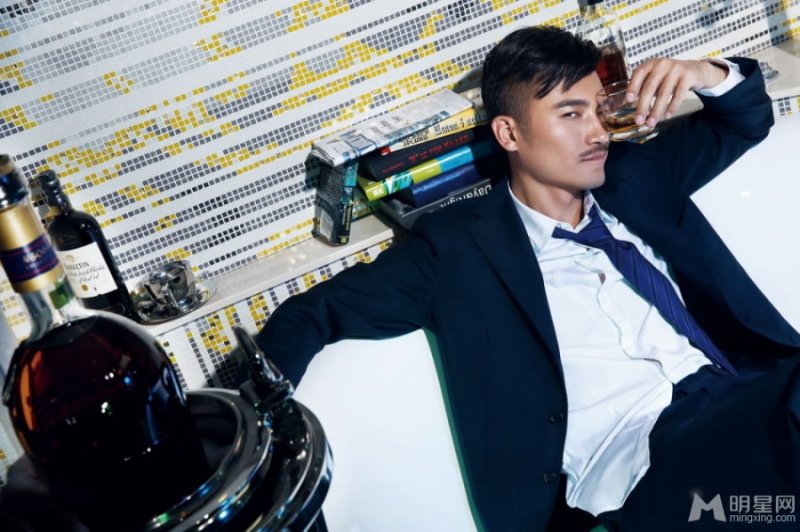 耿乐阳光帅气写真 混搭风格文艺范十足