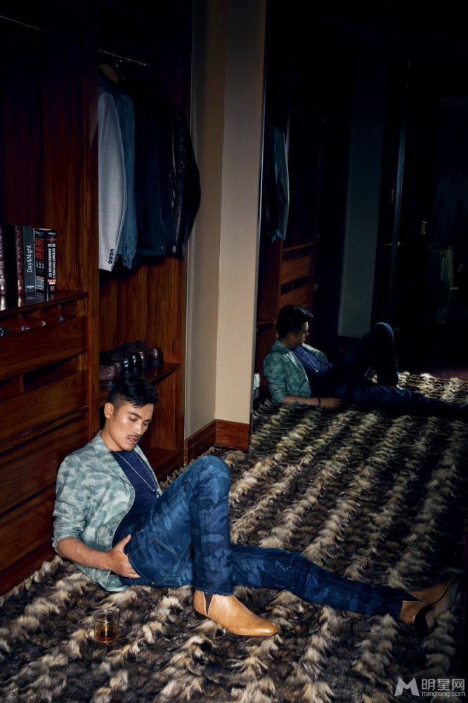 耿乐阳光帅气写真 混搭风格文艺范十足