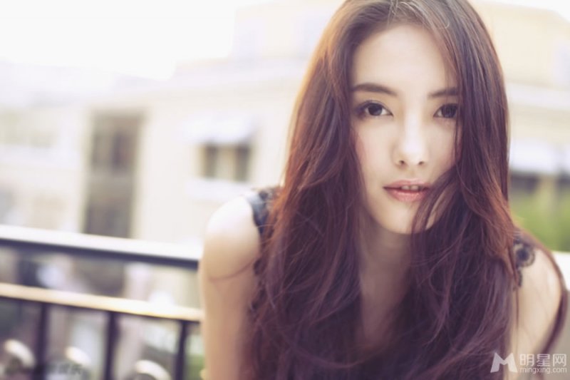 蔡文静清爽写真曝光 灿烂笑容清新俏皮