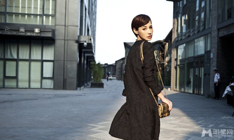 杨雪古典韵味写真曝光 展优雅淑女气质 杨雪古典韵味写真曝光 展优雅淑女气质