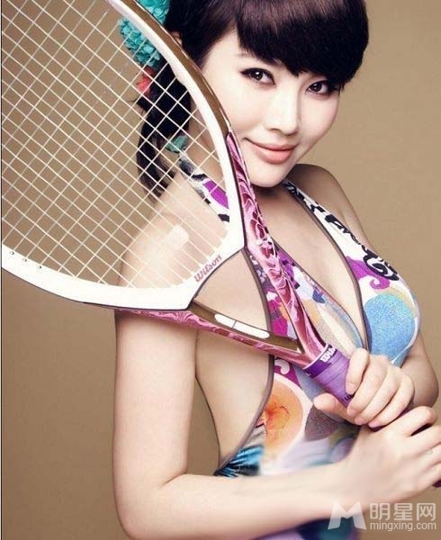 徐冬冬泳装性感写真 变身网球宝贝活力四射 徐冬冬泳装性感写真 变身网球宝贝活力四射