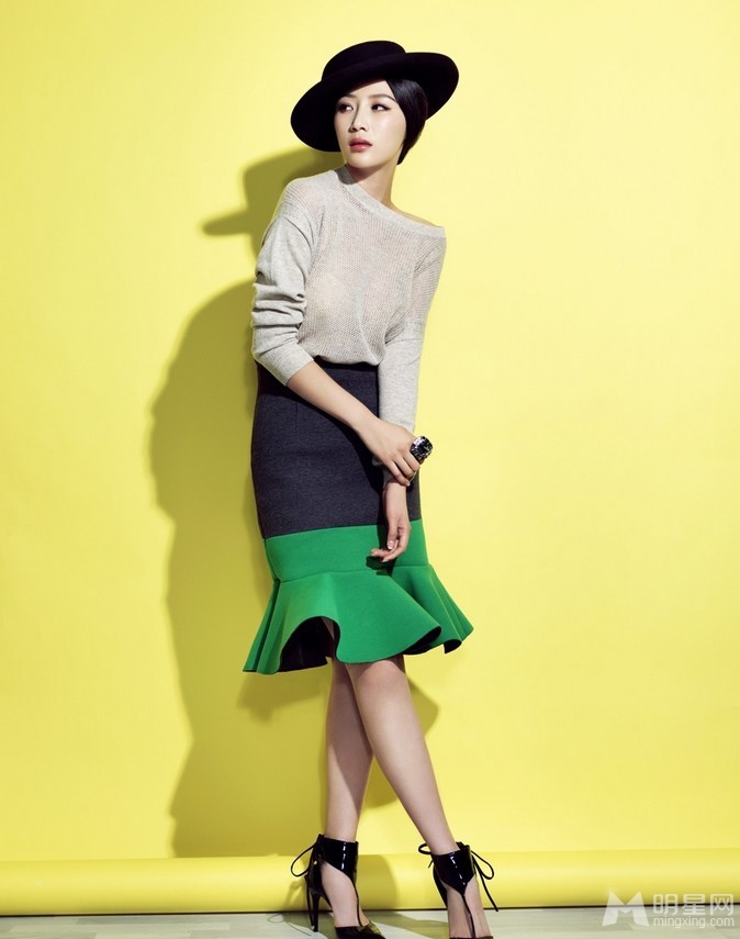 演员赵子惠时尚大片 优雅气质尽显女人味