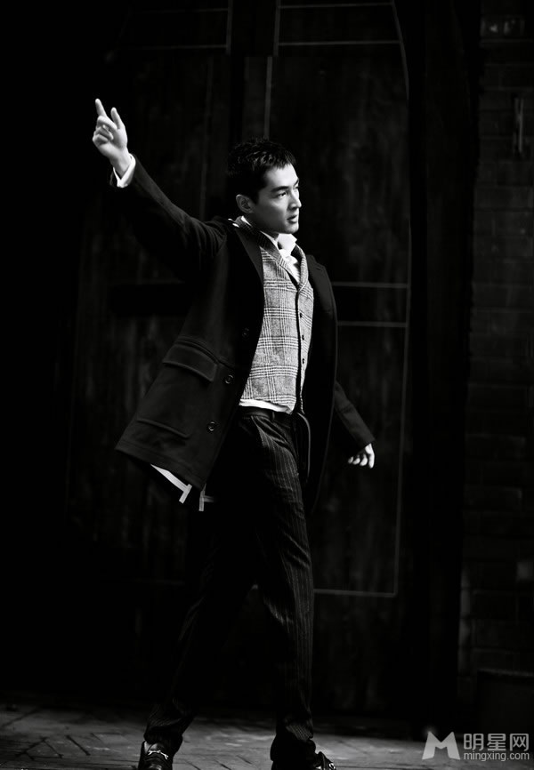 龚玥菲新金瓶梅主题写真 薄纱难掩性感身姿