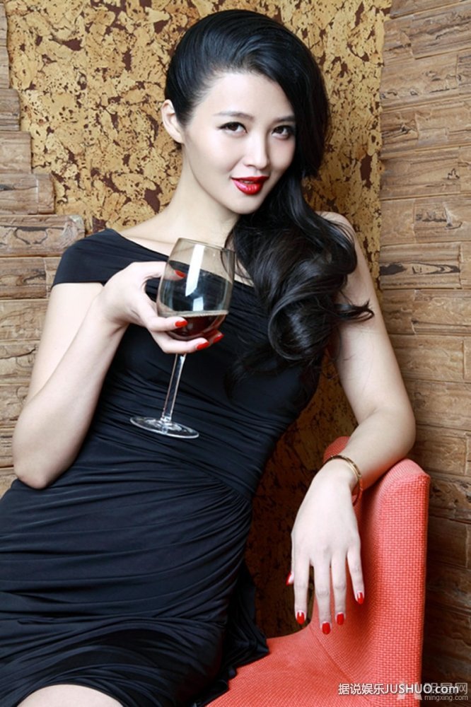 好声音刘倩被曝多重身份 唯美写真欣赏 好声音刘倩被曝多重身份 唯美写真欣赏