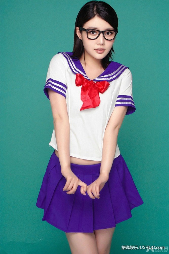 陈秀丽裸色抹胸裙清新画报 气质温婉似精灵 陈秀丽裸色抹胸裙清新画报 气质温婉似精灵