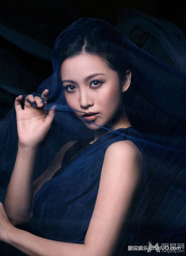 好声音姚贝娜全裸大片 为粉红丝带代言