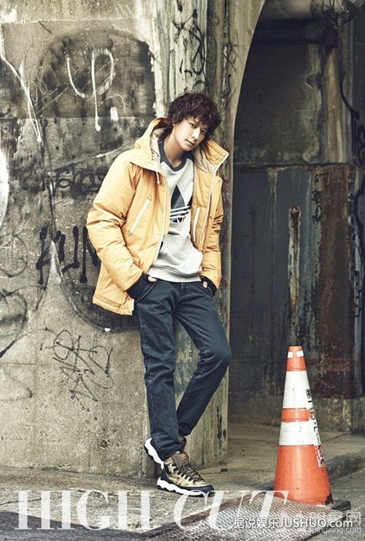 姜东元HIGH CUT杂志写真 散发坏男人魅力