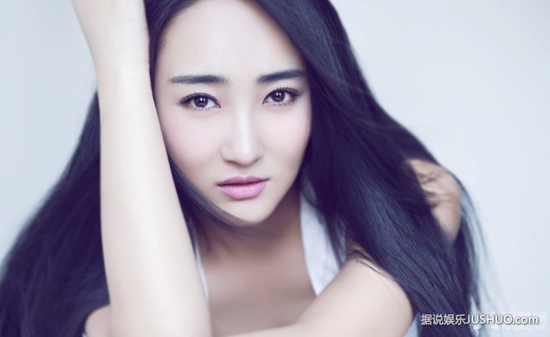 到爱的距离高姝瑶白裙写真 清新唯美气质优雅 到爱的距离高姝瑶白裙写真 清新唯美气质优雅