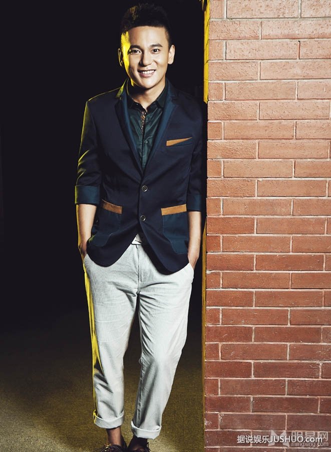 十七岁的单车崔林大片 阳光男孩帅气逼人 十七岁的单车崔林大片 阳光男孩帅气逼人