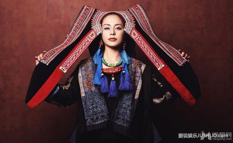 吉赛尔·邦辰Vogue大片 性感全裸极致诱惑 吉赛尔·邦辰Vogue大片 性感全裸极致诱惑