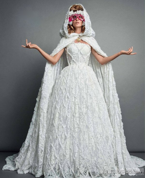 吉赛尔·邦辰Vogue大片 性感全裸极致诱惑 吉赛尔·邦辰Vogue大片 性感全裸极致诱惑