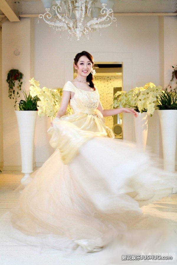 吴奇隆刘诗诗公布恋情 细数娱乐圈假戏真做的情