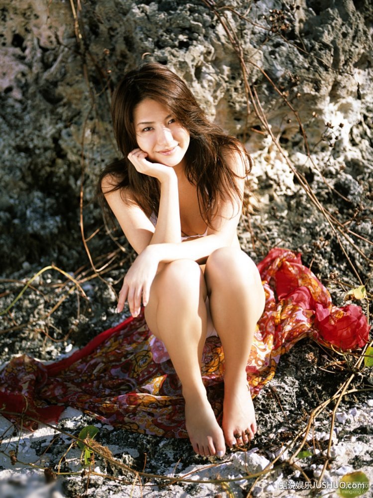 电影人间蒸发阿布真理海边甜美比基尼写真