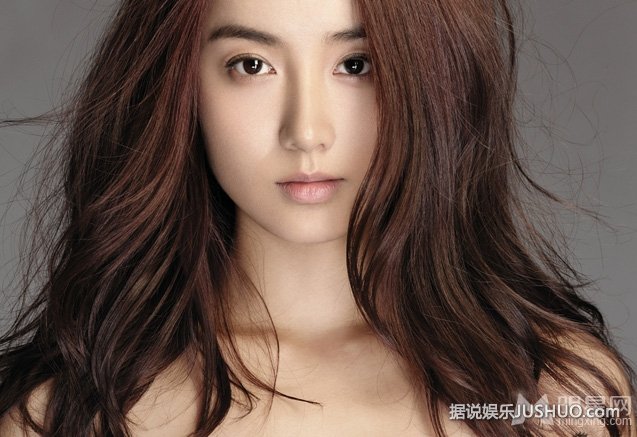 吕一清新写真曝光 温婉女人变身治愈系少女 吕一清新写真曝光 温婉女人变身治愈系少女