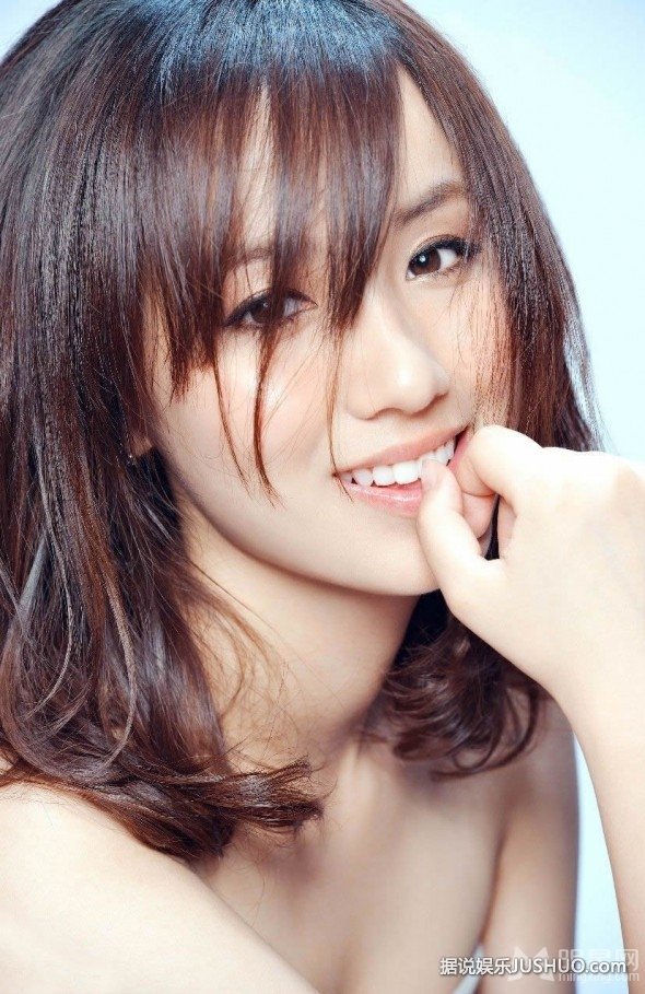 吕一清新写真曝光 温婉女人变身治愈系少女 吕一清新写真曝光 温婉女人变身治愈系少女
