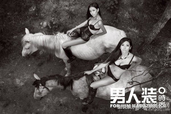 张蓝心等超模登男人装 狂野沙漠肉欲诱惑