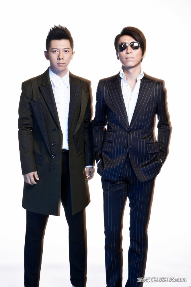 羽泉15年后再次诠释最美 专辑宣传照曝光 羽泉15年后再次诠释最美 专辑宣传照曝光