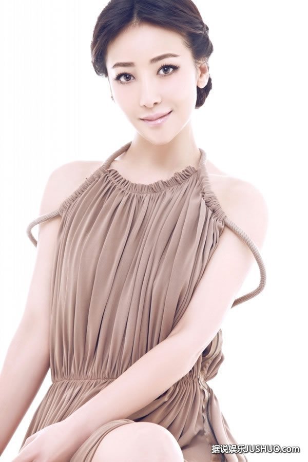 孟丽清新写真 宛如邻家女孩般青春活力