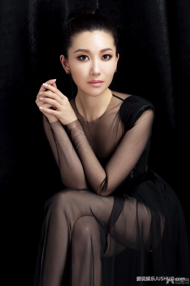 唐朝好男人殷旭写真 透视黑纱长裙性感高贵 唐朝好男人殷旭写真 透视黑纱长裙性感高贵