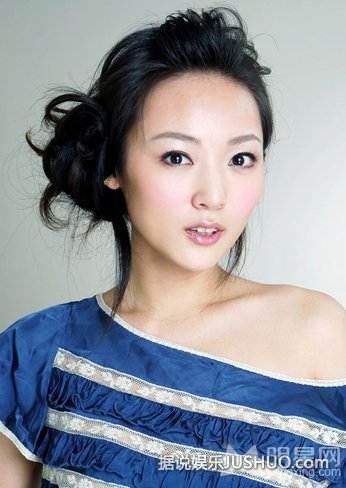 龙门镖局白敬祺饰演者张瑞涵知性写真