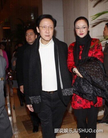 向华胜情史:现任太太端木樱子 曾恋张敏张玉珊 向华胜情史:现任太太端木樱子 曾恋张敏张玉珊