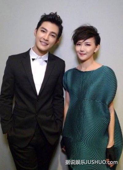 炎亚纶晒与偶像孙燕姿合照 粉丝求合作 炎亚纶晒与偶像孙燕姿合照 粉丝求合作