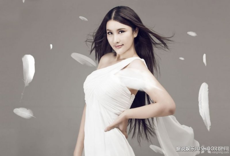 黄晓明芭莎男士杂志封面 演绎绅士型男