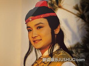 83版宝玉欧阳奋强52岁生日 漂亮女儿出镜