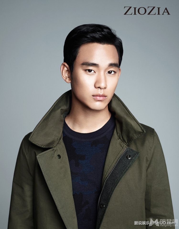 韩星金秀贤秋装写真 演绎极简休闲风秀长腿 韩星金秀贤秋装写真 演绎极简休闲风秀长腿