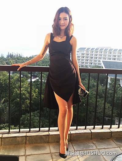 新晋女神沐奕杉颜值爆表 与谭维维惊现三亚 新晋女神沐奕杉颜值爆表 与谭维维惊现三亚