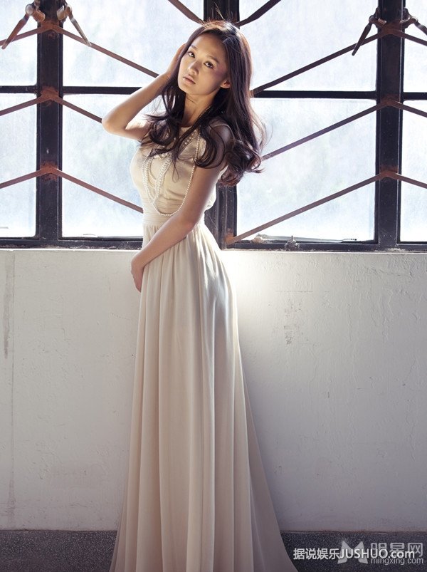 璀璨人生李沁时尚大片 纯美高贵冷艳魅惑 璀璨人生李沁时尚大片 纯美高贵冷艳魅惑