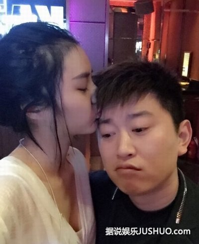 田源发小现身称系激吻门男主 曝亲密合照