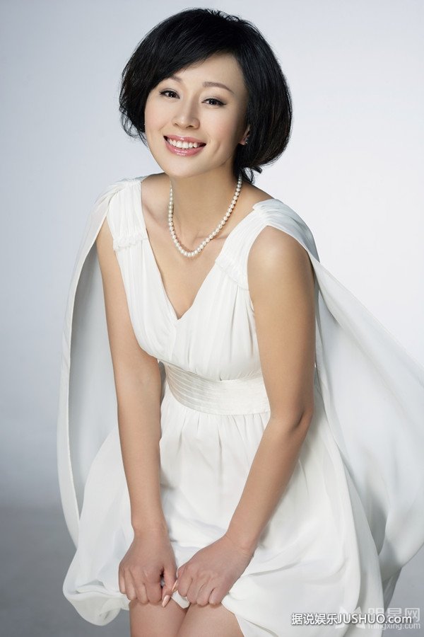 璀璨人生杨雨婷纯白写真 温婉优雅女人味 璀璨人生杨雨婷纯白写真 温婉优雅女人味