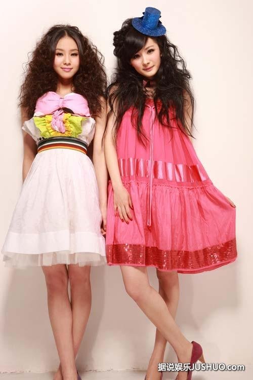 度娘刘冬深V装爆红网络 获封宅男杀手