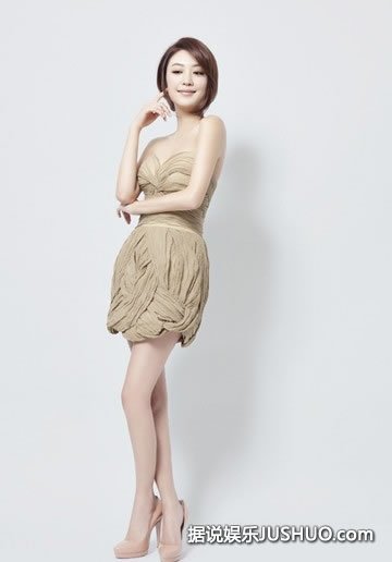 李昕岳变身双面娇娃 亦男亦女热火撩人